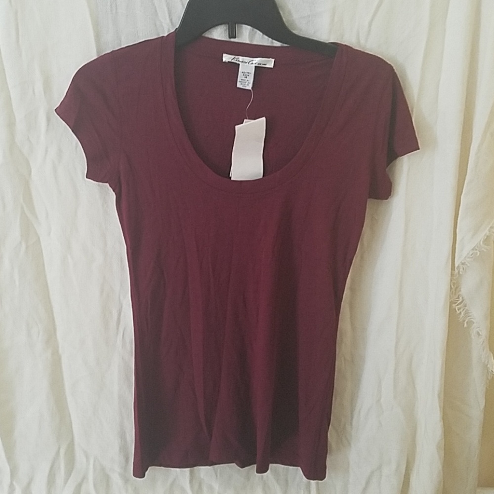 NWT Kenneth Cole T-shirt